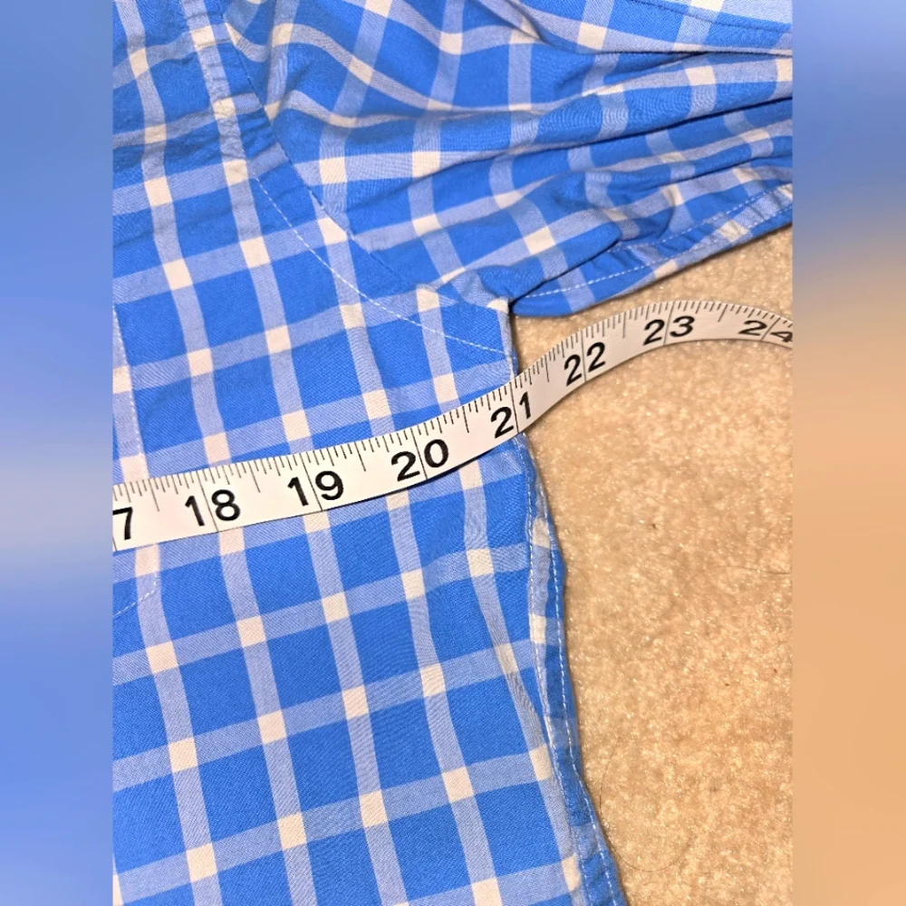 J.Crew Men's M Blue and White Casual Button Down Shirt